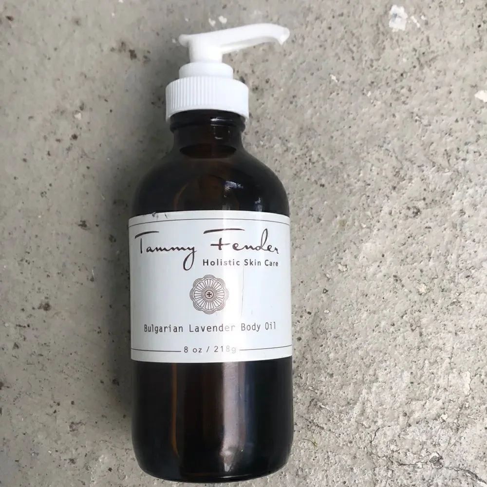 Tammy Fender body oil